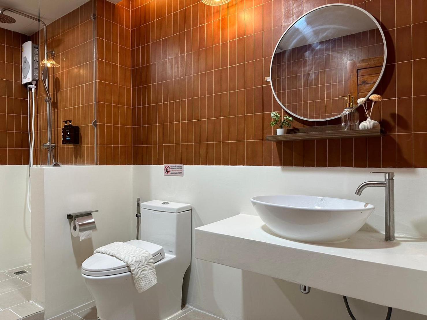 Bunya House Near Bts Asok, Terminal21 Private&cozy 度假居 曼谷